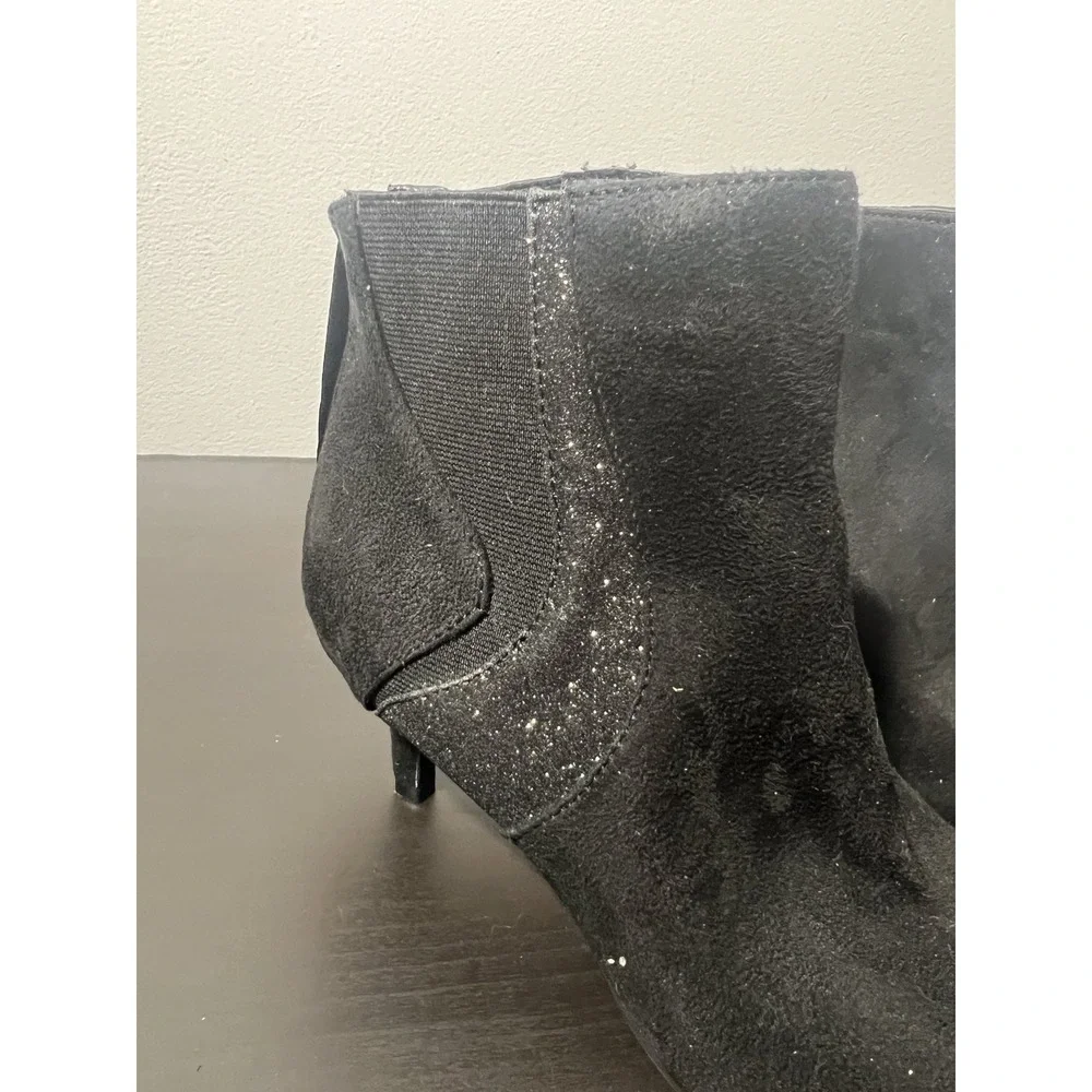 Aerosoles A2 Black Suede-like Ankle Boots Booties US 6.5 Pointed Toe Kitten Heel